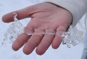 055- un cristallo di ghiaccio