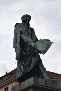 010-statua a Gutemberg