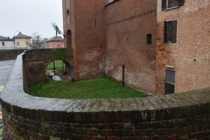 74-fossato del castello Crivelli